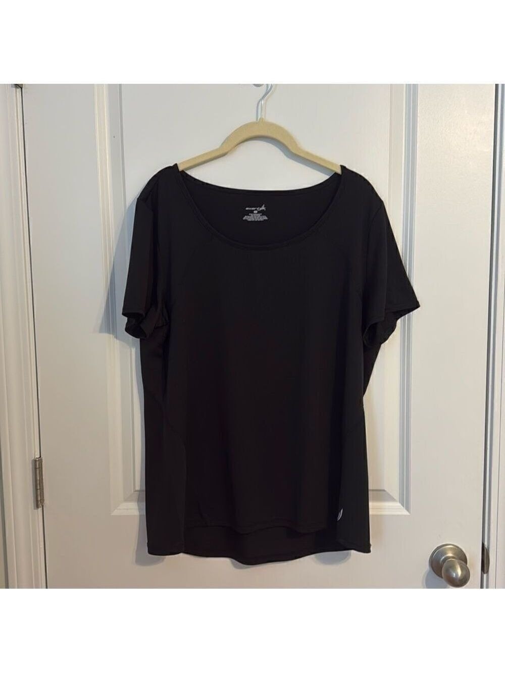 Athletic Works Black Scoop Neck Active Tee Workout Top Women’s Large